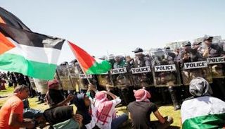 جانب من الاحتجاجات الداعمة لفلسطين في جنوب أفريقيا