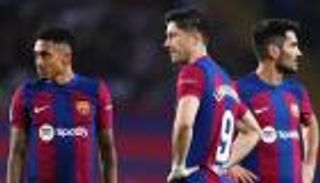 بين الواقع والمستحيل.. سلاح برشلونة معروض في مزاد أوروبي