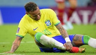 نيمار دا سيلفا لاعب منتخب البرازيل
