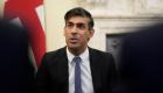 ضربة جديدة.. خطة سوناك لترحيل المهاجرين لرواندا «خارج الخدمة»