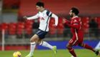 بقيادة محمد صلاح.. الدوري السعودي يرصد 5 نجوم في الميركاتو الشتوي