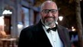 بيومي فؤاد يعود لـ«فيسبوك»