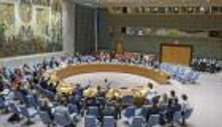 مجلس الأمن يضمد جراح غزة بقرار يدعو لهدن وممرات إنسانية