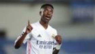 إصابة فينيسيوس تصعق ريال مدريد.. غياب طويل وورطة متوقعة