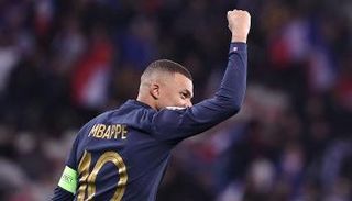 كيليان مبابي نجم منتخب فرنسا