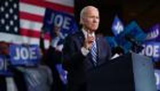 تراجع بايدن في الاستطلاعات.. الديمقراطيون يسلكون 5 طرق دفاعية