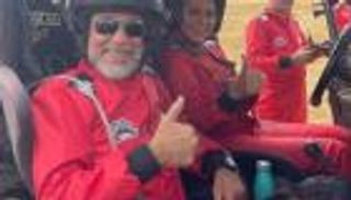 رانيا يوسف وشريف منير في إطلالة بـ«الفورمولا».. ما القصة؟ (صور)