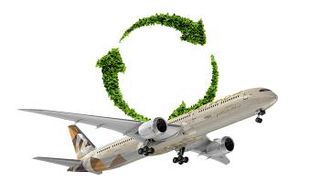 طائرة تابعة لطيران الإمارات - وام