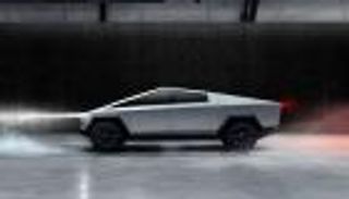 سيارة «سايبر ترك» من الخشب تثير إعجاب إيلون ماسك.. صنع في فيتنام