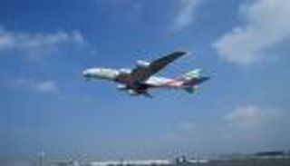 طيران الإمارات.. تشغيل أول رحلة تجريبية لطائرة إيرباص بوقود مستدام 100%