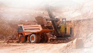 تحويل بقايا البوكسيت إلى تربة مصنّعة