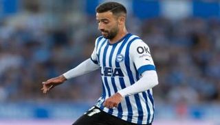 النجم الجزائري عبد الرحمن رباش