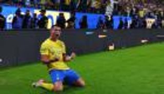 «اللاعب رقم واحد».. ثنائية رونالدو تثير جنون مدرب النصر السعودي