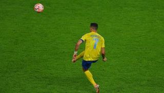 البرتغالي كريستيانو رونالدو ضد الأخدود