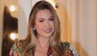 باميلا الكيك تفتح النار على نادين نسيب نجيم: «تخاف مني» (فيديو)