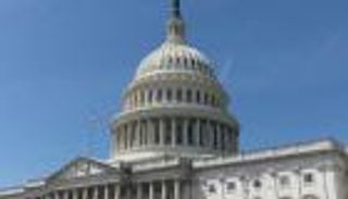 «الشيخوخة» تداهم الكونغرس الأمريكي.. والديمقراطيون في خطر