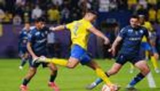 بلفتة أخلاقية.. رونالدو يفاجئ الجميع في مباراة النصر وبرسيبوليس (فيديو)