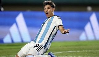 أوغستين روبرتو هداف كأس العالم للناشئين تحت 17 عاما