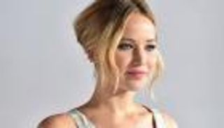 جينيفر لورانس تفاجئ جمهورها بتغير شكلها.. هل خضعت لعملية تجميل؟