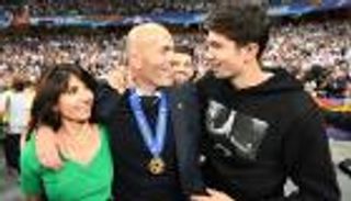 عن طريق نجله.. الإصابات تعيد زيدان إلى ريال مدريد