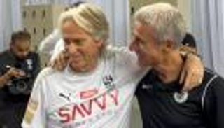 جيسوس Vs كاسترو.. تاريخ كبير يُشعل ديربي الهلال والنصر