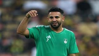 رياض محرز نجم الأهلي السعودي