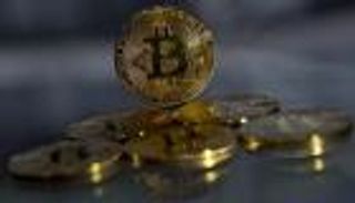 أسعار العملات الرقمية.. إفلات بيتكوين ودوغكوين من الهبوط الجماعي