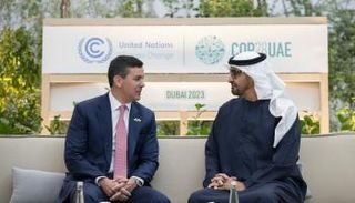 الشيخ محمد بن زايد آل نهيان يلتقي سانتياغو بينيا رئيس جمهورية باراغواي