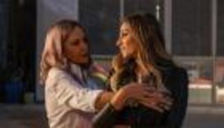 شيرين رضا تلمح لعلاقة دينا الشربيني وعمرو دياب.. ماذا قالت؟