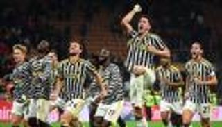 يوفنتوس يصدم عملاقي الدوري الإنجليزي بخطوة مفاجئة