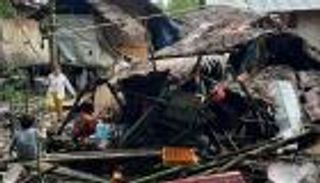 2000 هزة تضرب الفلبين.. قتلى ومنازل وجسور مُدمّرة (صور)