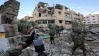 60 يوما على الحرب.. لا مكان آمن في غزة واقتحام جديد للأقصى