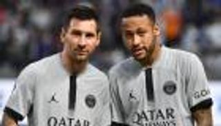 بعد إهانة ميسي ونيمار.. لاعب باريس يتخلص من «عقدة نفسية»