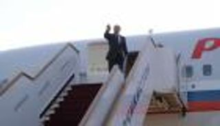 بوتين يصل إلى الإمارات في إطار جولة نادرة للشرق الأوسط (فيديو)