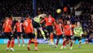 «أفضل سرقة في التاريخ».. ديكلان رايس يثير جنون جماهير أرسنال