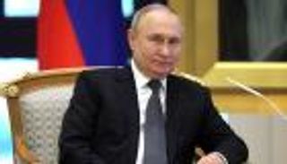 ثاني محطات جولته الخليجية.. بوتين يصل إلى الرياض