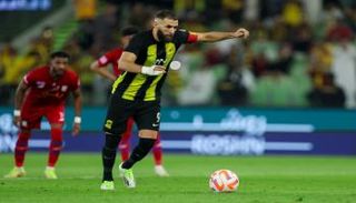 كريم بنزيما قائد اتحاد جدة السعودي