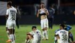 جمهور سانتوس يشعل شوارع البرازيل بعد الهبوط التاريخي (صور وفيديو)