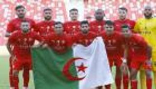 «خبرة الجيل الذهبي».. 3 أسلحة تدعم شباب بلوزداد ضد الأهلي المصري