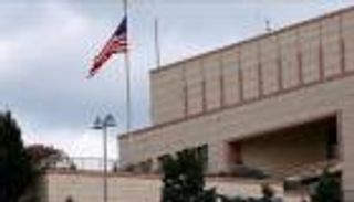 ماذا جرى في السفارة الأمريكية بالعراق؟.. مسؤول يكشف التفاصيل