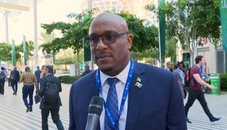 شون إدوارد وزير التعليم والتنمية المستدامة في سانت لوسيا الكاريبية