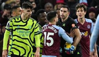 أرسنال وأستون فيلا