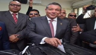 المرشح الرئاسي حازم عمر يدلي بصوته في الانتخابات