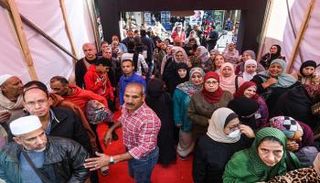 جانب من الإقبال الكثيف على الانتخابات الرئاسية في مصر