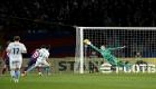 جيرونا يواصل المعجزة.. قهر برشلونة بنتيجة تاريخية وتصدر الليغا