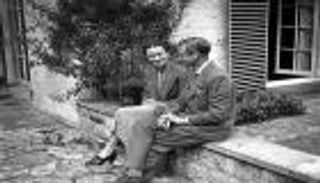 كيف أطاح الحب بإدوارد الثامن من على عرش بريطانيا؟