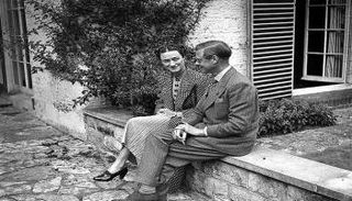 الملك إدوارد الثامن مع زوجته واليس سيمبسون