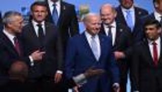 حرب أوكرانيا تقرع جرس الإنذار.. ترسانات أوروبا باتت خاوية