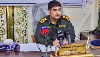 مدير شرطة محافظة أبين العميد علي ناصر باعزب خلال المؤتمر الصحفي