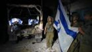 جندي وفتاة.. إسرائيل تستعيد جثتي رهينتين من غزة